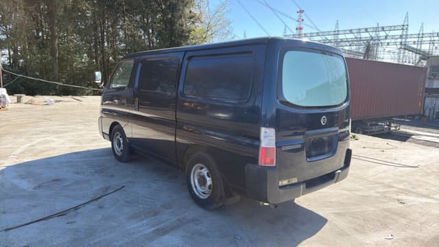 2001 Nissan Caravan JDM car for sale — photo 6 of 18