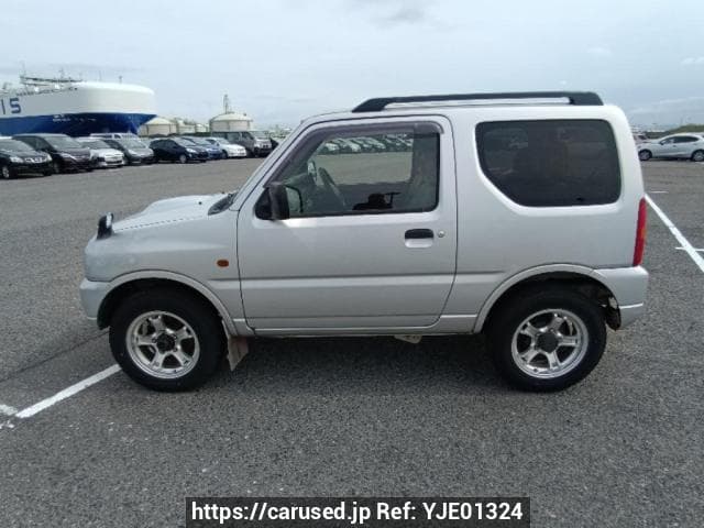 1999 Suzuki Jimny JDM car for sale — photo 4 of 25
