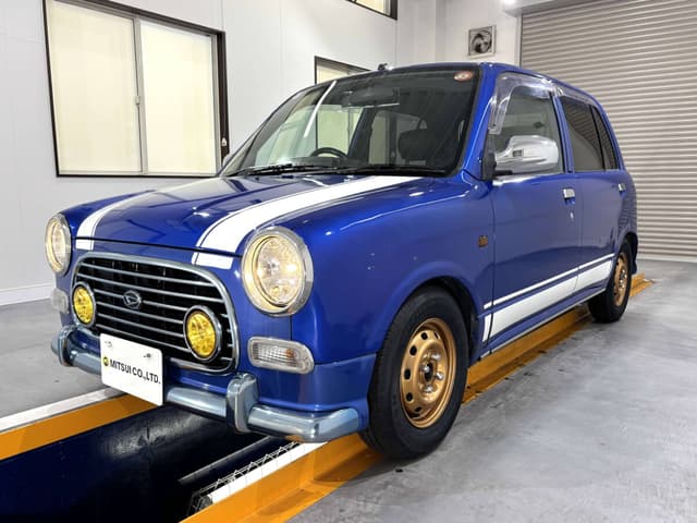 2001 Daihatsu Mira JDM car for sale — photo 2 of 25