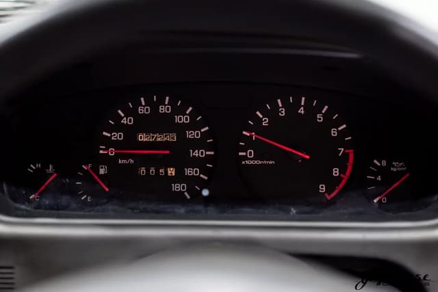 1997 Nissan Skyline JDM car for sale — photo 13 of 25