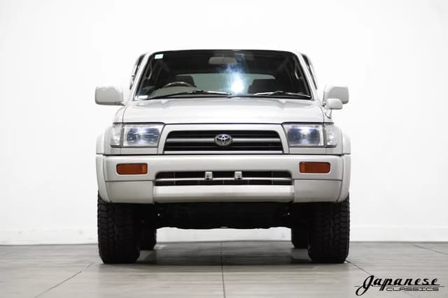 1998 Toyota Hilux JDM car for sale — photo 2 of 25