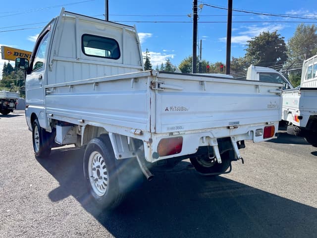 1997 Mitsubishi Minicab JDM car for sale — photo 5 of 25