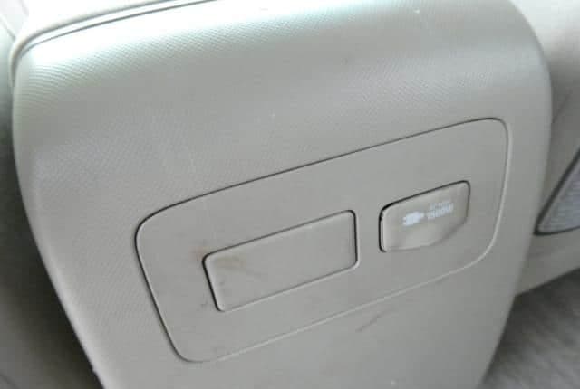 2009 Toyota Estima JDM car for sale — photo 16 of 16