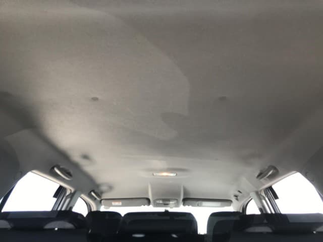 2007 Toyota Hilux Surf JDM car for sale — photo 14 of 21