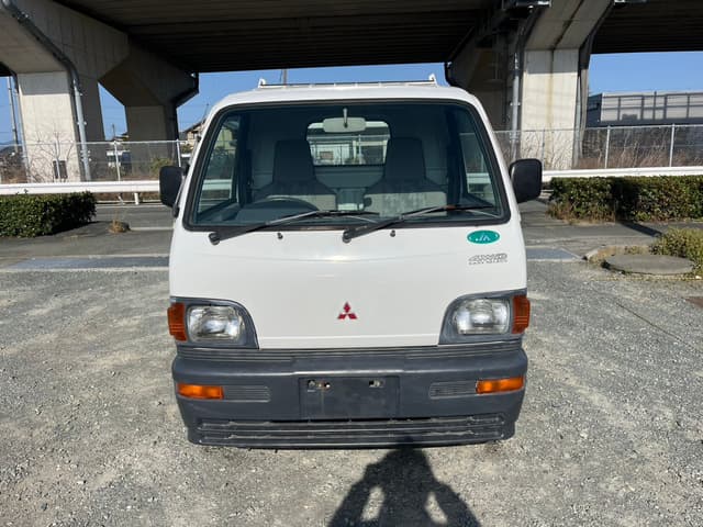 1997 Mitsubishi Minicab JDM car for sale — photo 3 of 25
