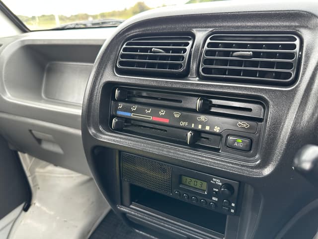 1999 Suzuki Carry JDM car for sale — photo 13 of 15