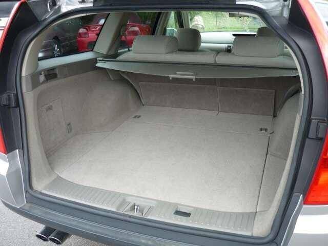 2001 Nissan Stagea JDM car for sale — photo 6 of 9