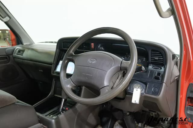 1998 Toyota HiAce JDM car for sale — photo 13 of 25