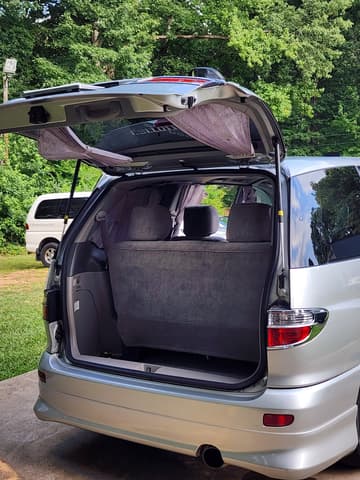 2001 Toyota Estima JDM car for sale — photo 23 of 25
