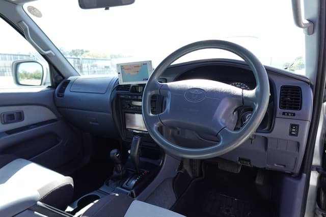1999 Toyota Hilux Surf JDM car for sale — photo 11 of 21