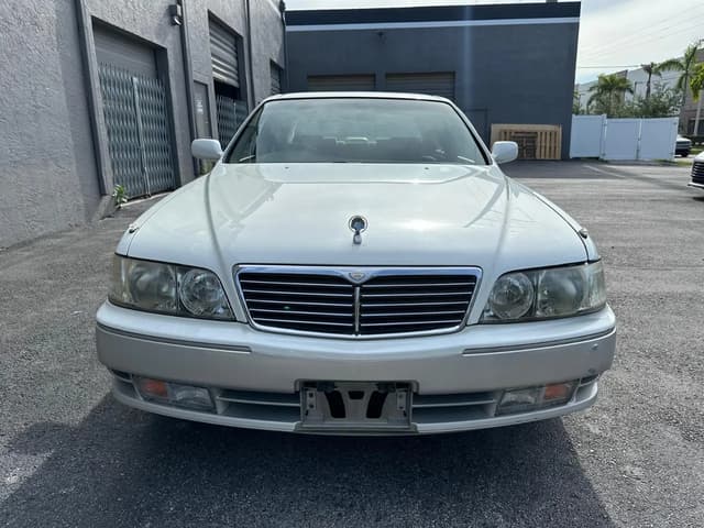 1996 Nissan Cima JDM car for sale — photo 9 of 13