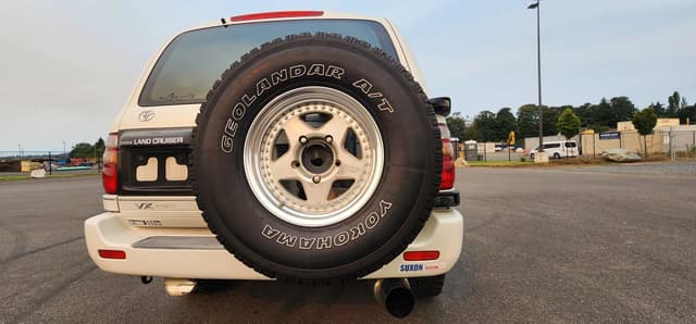 1999 Toyota Land Cruiser JDM car for sale — photo 13 of 25