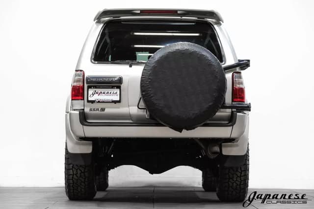 2000 Toyota Hilux Surf JDM car for sale — photo 7 of 25
