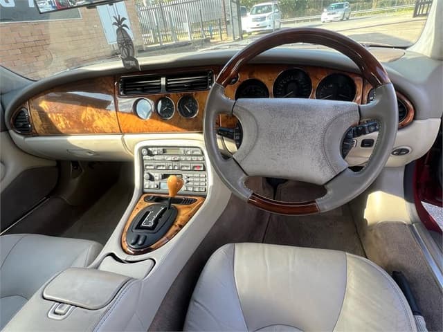 1998 Jaguar JDM car for sale — photo 12 of 16