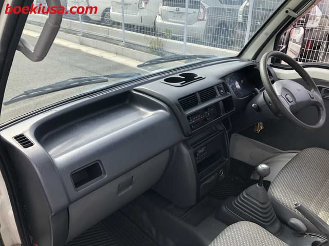 2000 Daihatsu Hijet JDM car for sale — photo 9 of 21