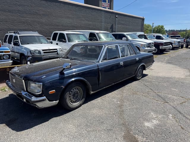 1990 Toyota Century JDM car for sale — photo 2 of 9