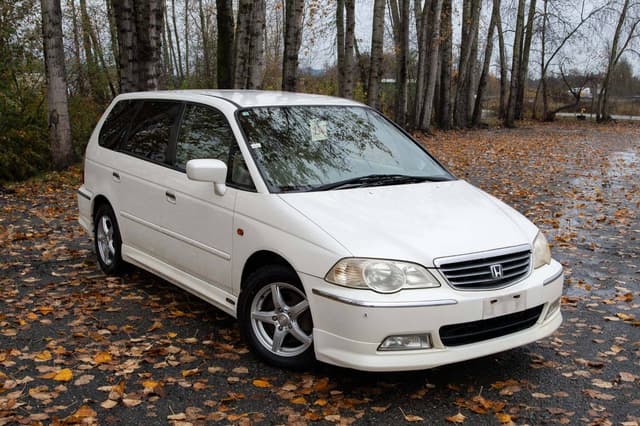2000 Honda Odyssey JDM car for sale — photo 9 of 25