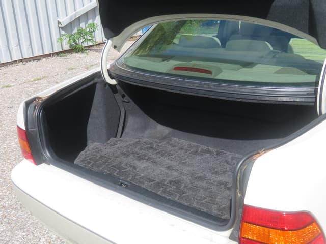 1999 Toyota Celsior JDM car for sale — photo 17 of 25