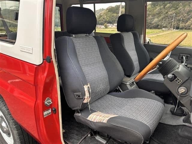 1992 Toyota Land Cruiser JDM car for sale — photo 9 of 21