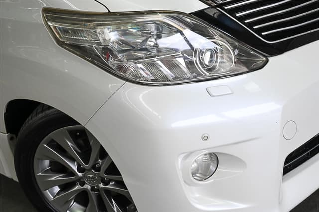 2011 Toyota Alphard JDM car for sale — photo 2 of 25
