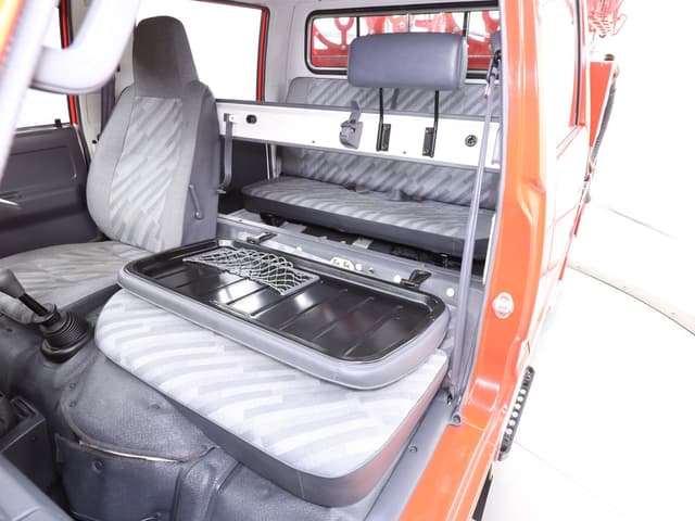 1992 Toyota HiAce JDM car for sale — photo 19 of 25