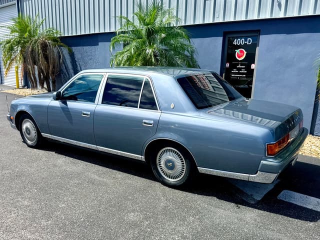 2000 Toyota Century JDM car for sale — photo 5 of 25