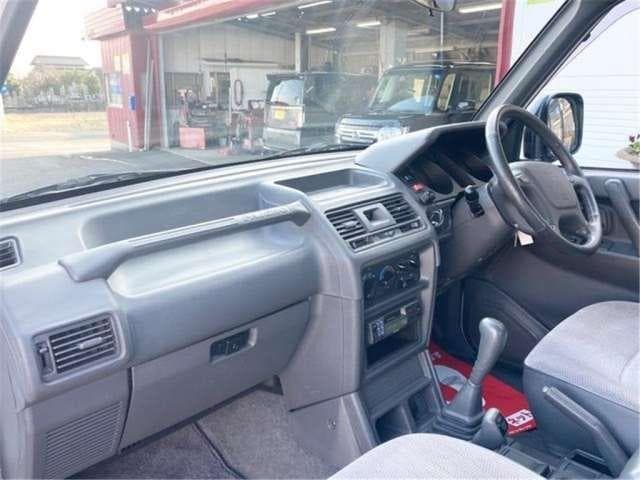 1997 Mitsubishi Pajero JDM car for sale — photo 12 of 25