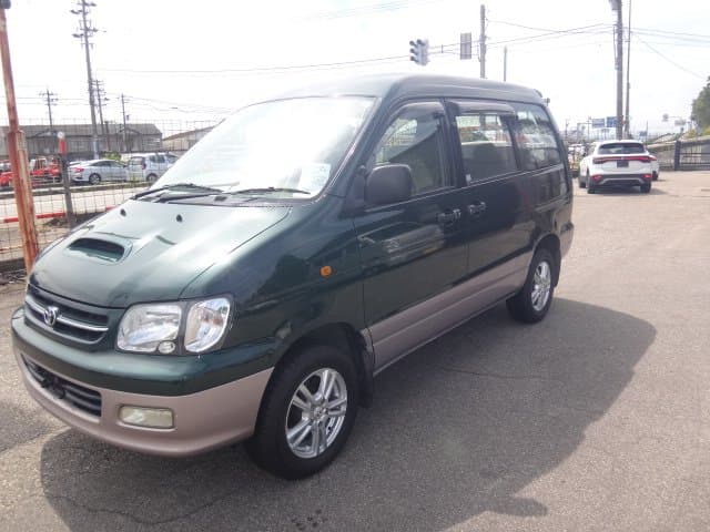 1999 Toyota Townace JDM car for sale — photo 2 of 21