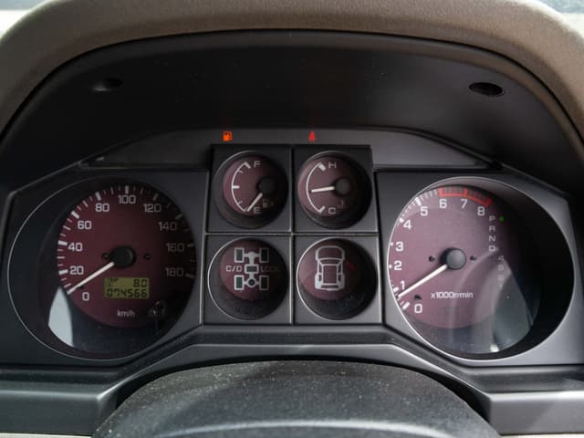 2000 Mitsubishi Pajero JDM car for sale — photo 16 of 18