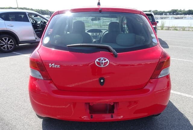 2009 Toyota Vitz JDM car for sale — photo 4 of 25