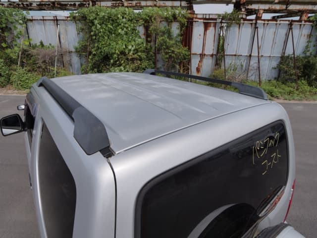 1999 Suzuki Jimny JDM car for sale — photo 15 of 25