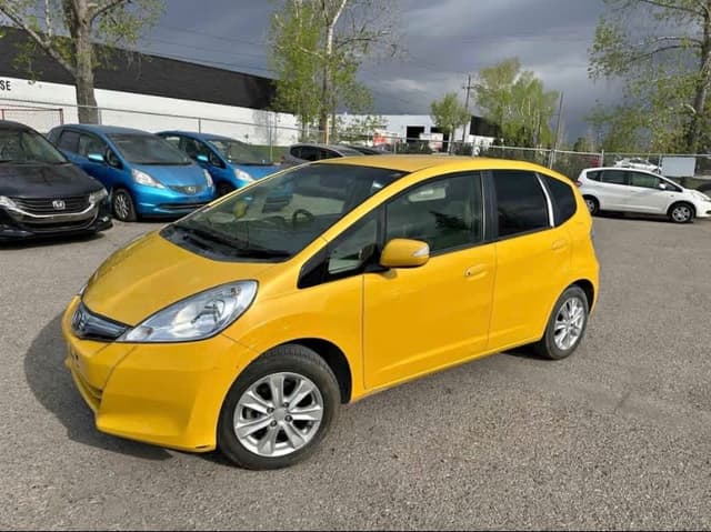 2010 Honda Fit JDM car for sale — photo 2 of 10