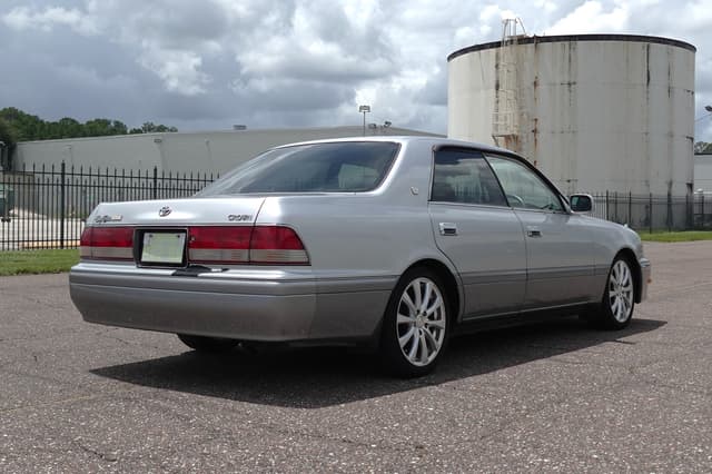 1999 Toyota Crown JDM car for sale — photo 7 of 19