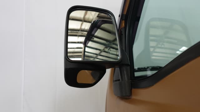 2001 Daihatsu Hijet JDM car for sale — photo 16 of 18