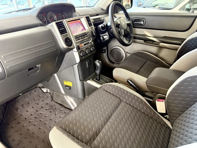 2004 Nissan X Trail JDM car for sale — photo 5 of 6