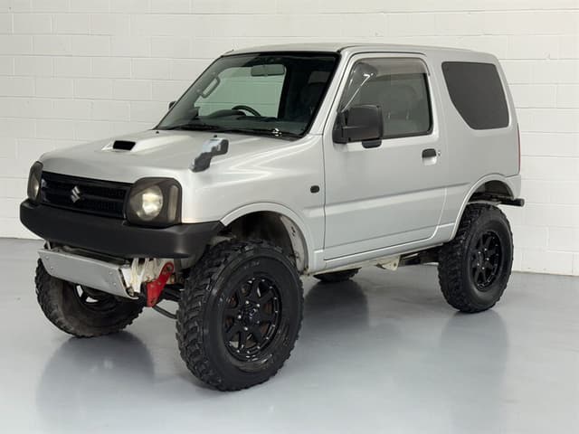 1999 Suzuki Jimny JDM car for sale — photo 13 of 25