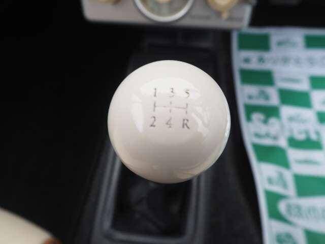 1990 Nissan Pao JDM car for sale — photo 3 of 20