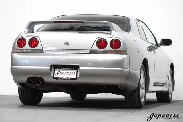 1996 Nissan Skyline JDM car for sale — photo 8 of 25