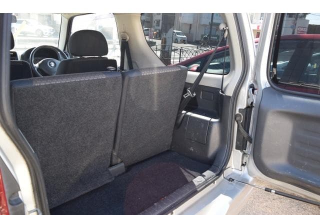 2011 Suzuki Jimny JDM car for sale — photo 14 of 25