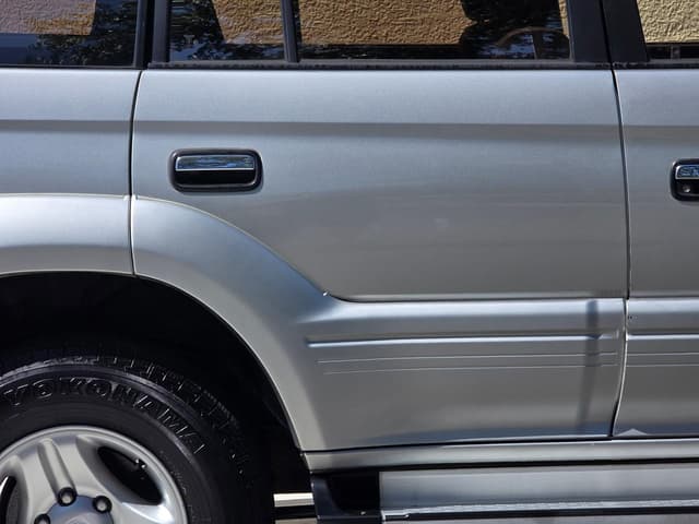 2001 Toyota Land Cruiser Prado JDM car for sale — photo 20 of 25