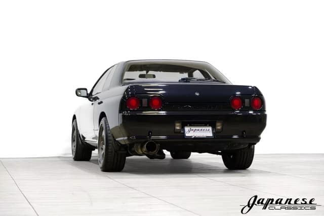 1991 Nissan Skyline JDM car for sale — photo 6 of 25