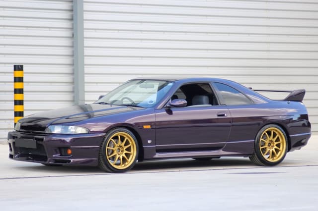 1998 Nissan Skyline JDM car for sale — photo 10 of 25
