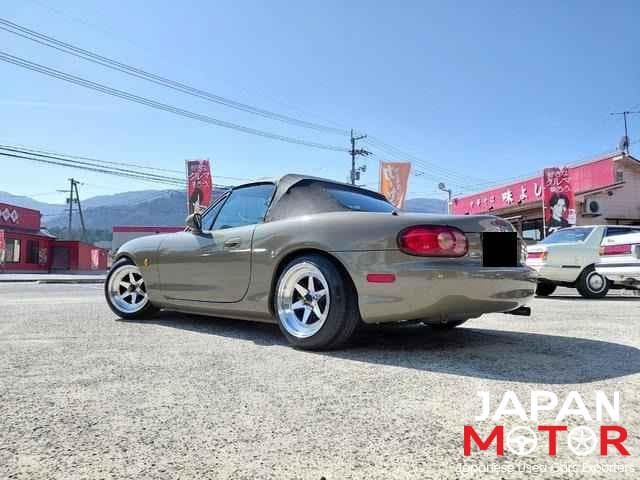 2000 Mazda Roadster (Eunos Roadster / MX-5) JDM car for sale — photo 4 of 10