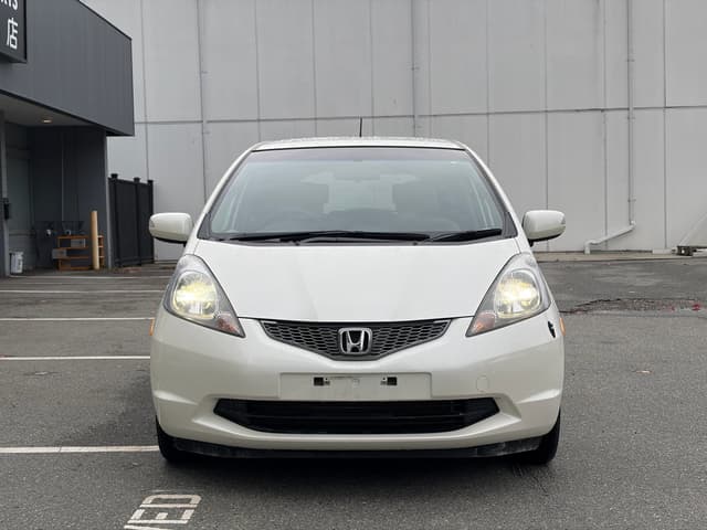 2009 Honda Fit JDM car for sale — photo 8 of 16
