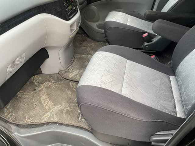 1999 Toyota HiAce JDM car for sale — photo 14 of 19