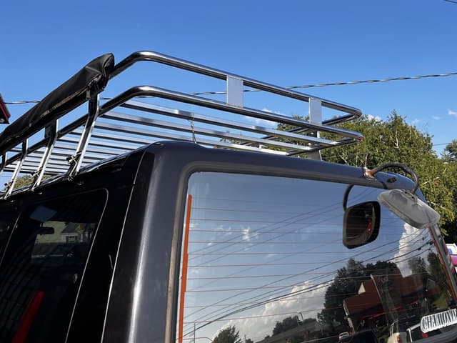 1990 Mitsubishi Delica JDM car for sale — photo 24 of 25