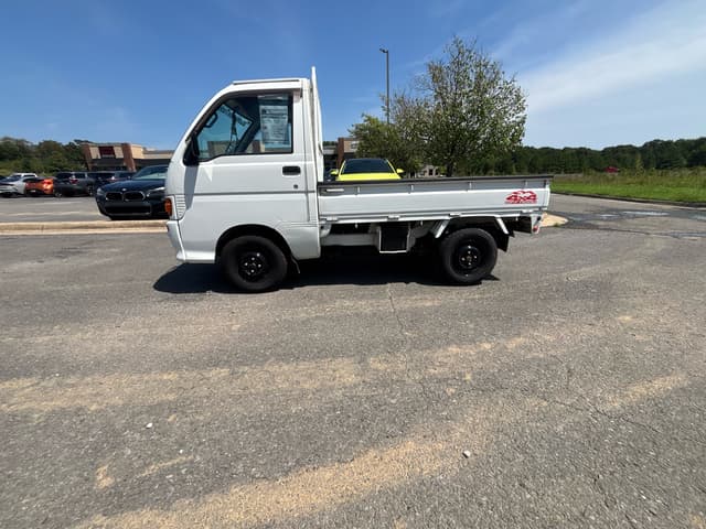 1997 Daihatsu Hijet JDM car for sale — photo 4 of 10