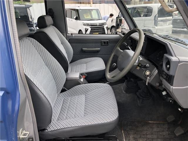1991 Toyota Land Cruiser JDM car for sale — photo 13 of 25
