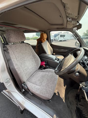 1997 Toyota HiAce JDM car for sale — photo 11 of 19