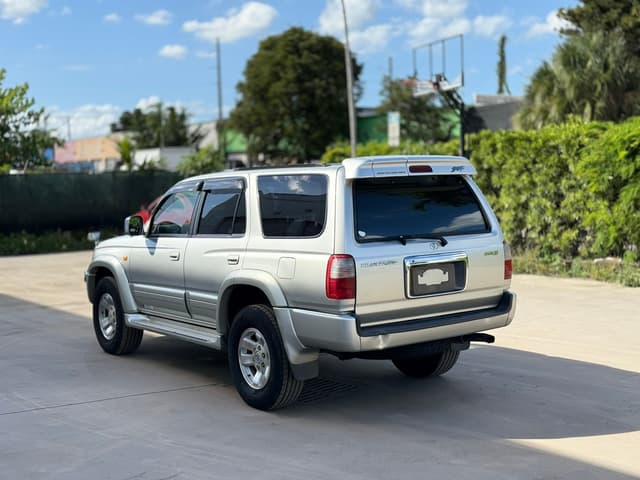 1999 Toyota Hilux Surf JDM car for sale — photo 6 of 13